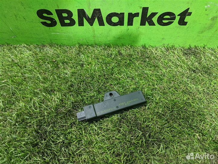 Антенна без ключевого доступа Bmw 5-Series F10