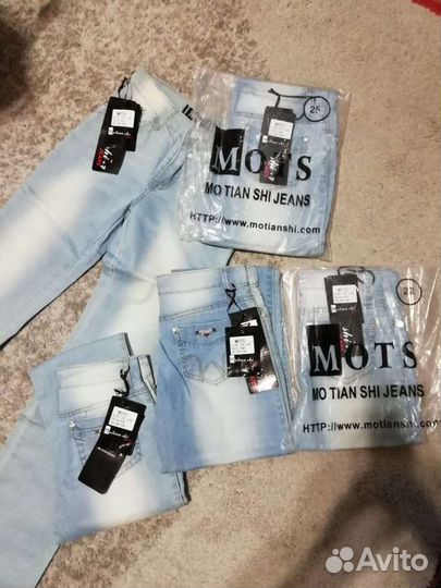 Джинсы новые