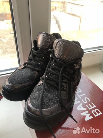 Ботинки женские