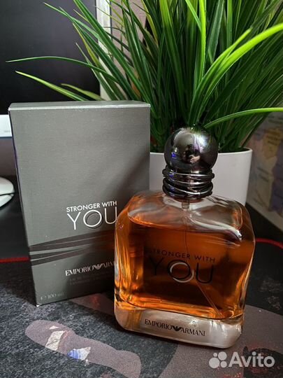 Духи Giorgio Armani Stronger With You