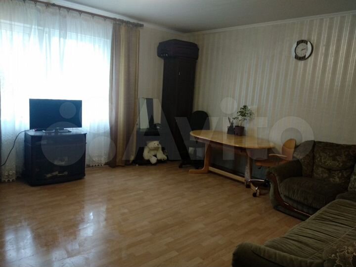 3-к. квартира, 69,3 м², 1/3 эт.