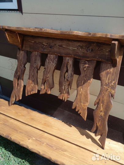 Вешалка настенная деревянная