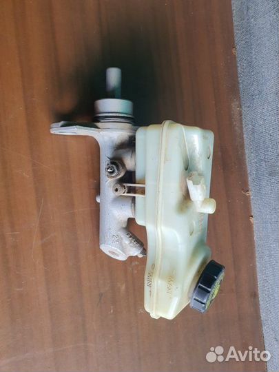 Главный тормозной цилиндр (гтц ) Reno Megan 2