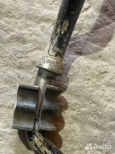 Стабилизатор задний Nissan Pathfinder