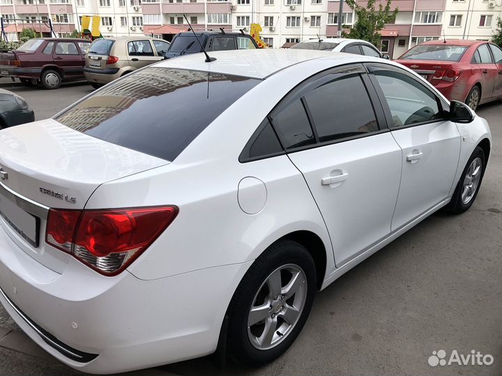 Chevrolet Cruze 1.8 AT, 2012, 240 000 км