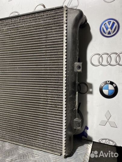 Радиатор охлаждения Audi A3 TT Golf 5 Passat B7