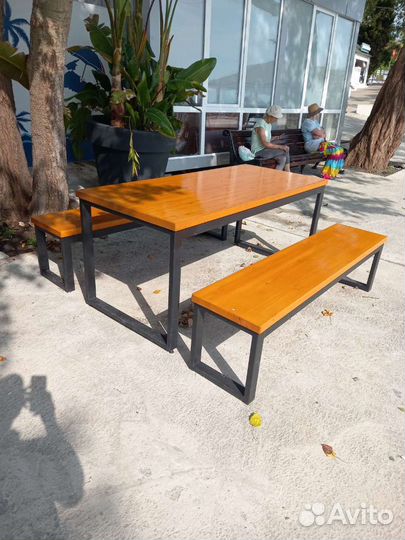 Стол и скамейки лофт