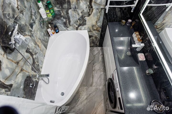 Столешница из искусственного камня для ванны