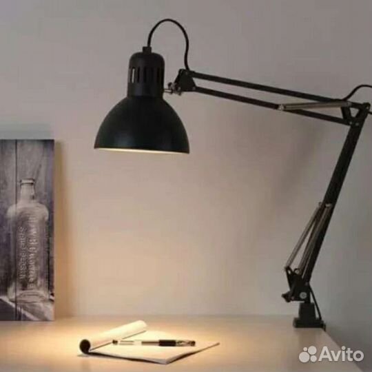 Лампа настольная