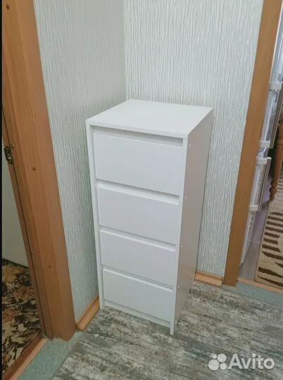 Комод белый