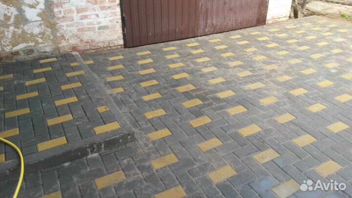 Укладка тротуарной плитки