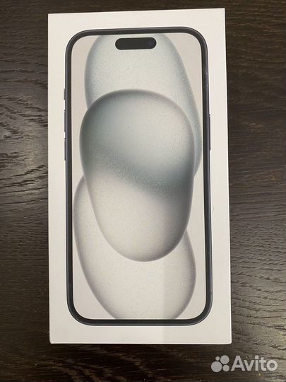 iPhone 15, 256 ГБ