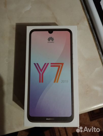 HUAWEI Y7 (2019), 3/32 ГБ