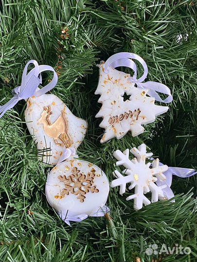 Елочные игрушки из эпоксидной смолы