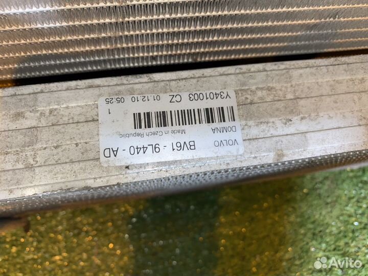 Радиатор интеркулера Volvo S60 FS48 Y3401003