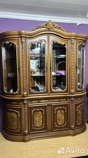 Буфеты и серванты