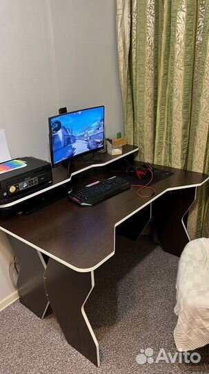 Игровой стол