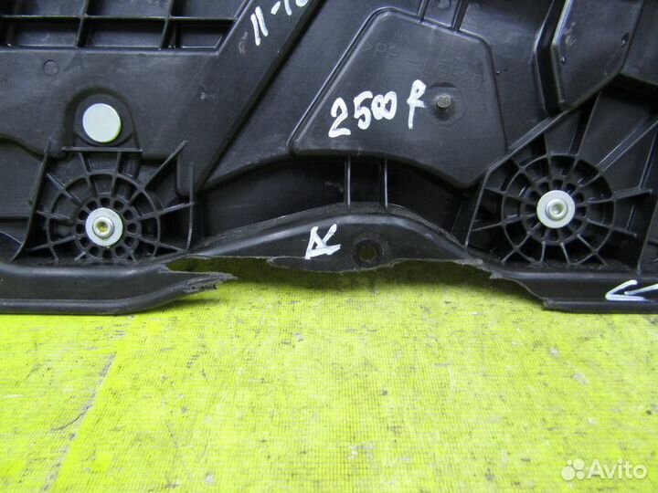 Стеклоподъёмник Hyundai i40 11-18 г 17647