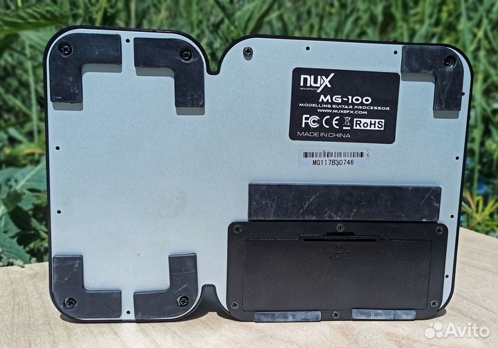 Гитарный процессор NUX-MG100