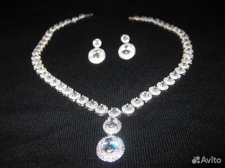 Колье и серьги комплект