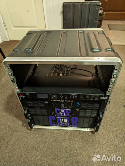 Комплект усилителей для акустической системы