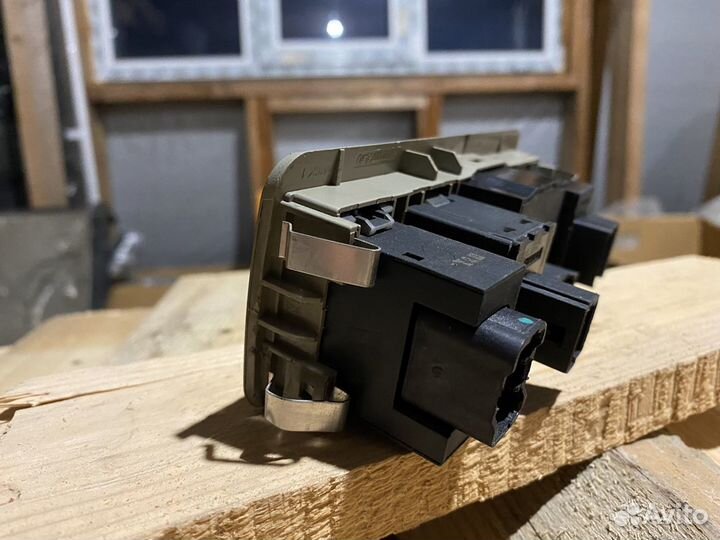 Блок управления зеркалами lifan x60