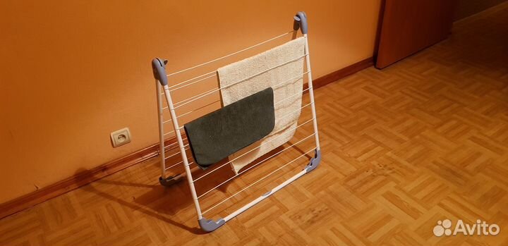 Сушилка для белья напольная / на ванну