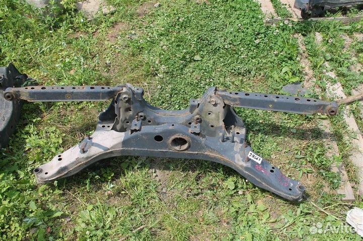 Подрамник задний Nissan X-Trail T31