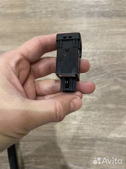 Кнопки Ниссан Лиф Ze0, Aze0