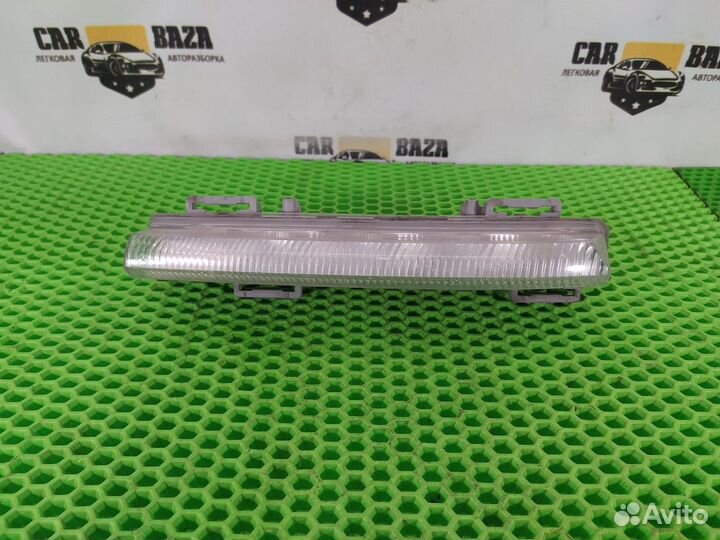 Фара дневного света левая L Mercedes-Benz C-class