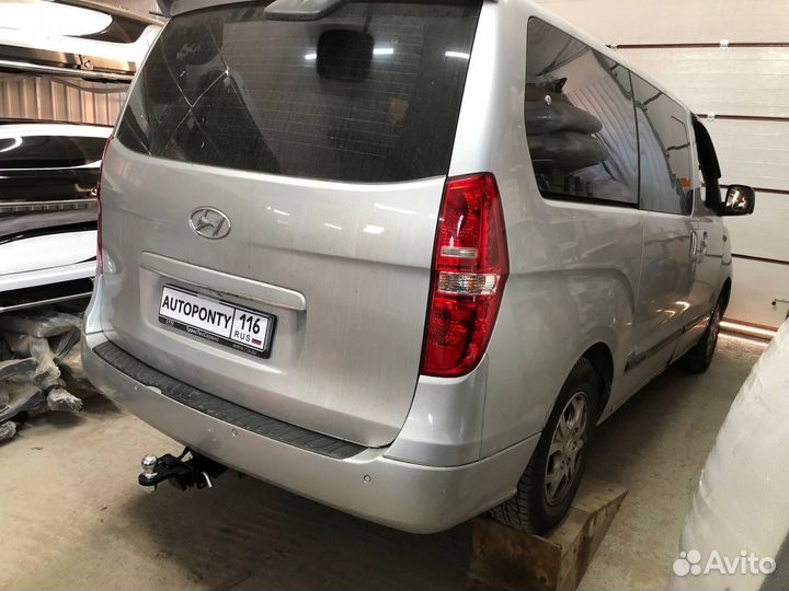 Фаркоп Hyundai H1 Grand Starex под квадрат