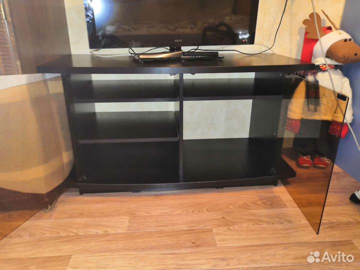 Тумба под телевизор