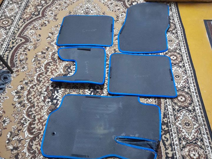 Автомобильные коврики ева