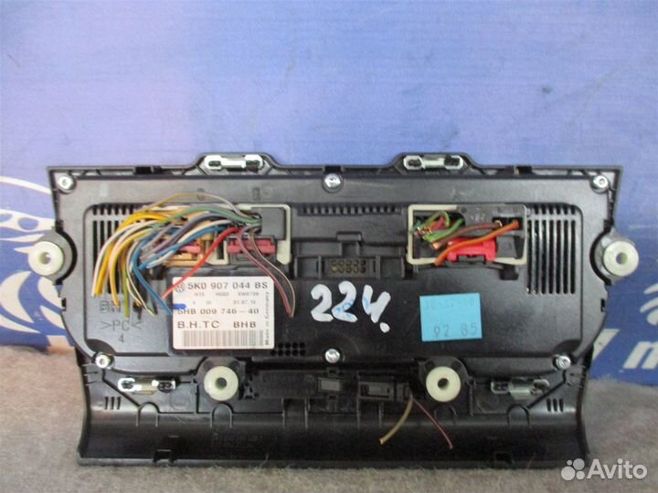 Блок управления климат-контролем Volkswagen Golf 6