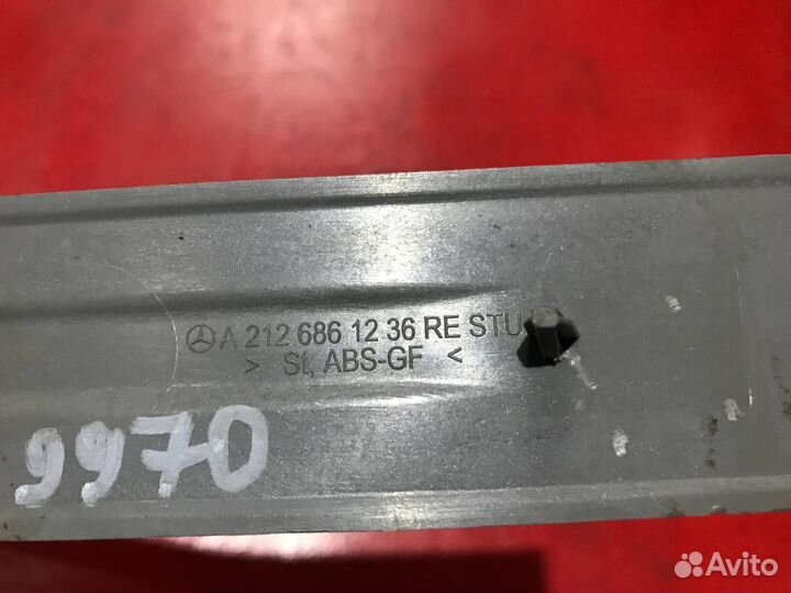 Накладка порога задняя правая Mercedes-Benz W212