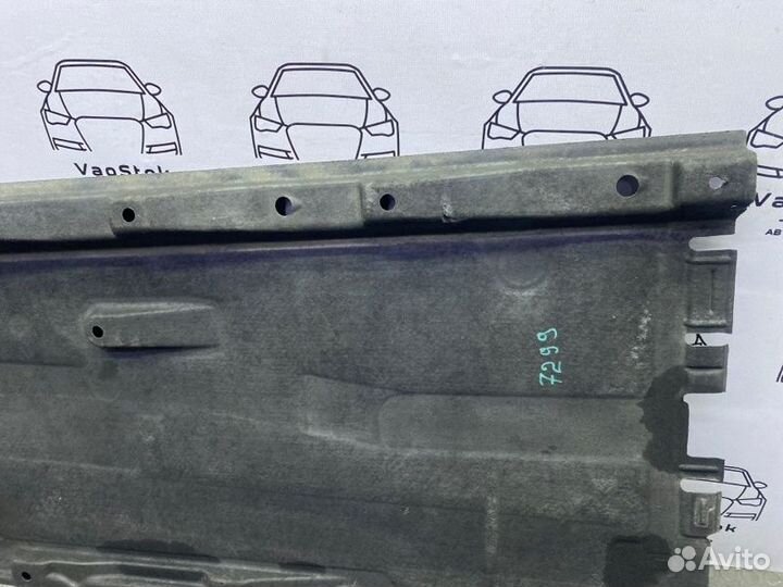 Защита днища кузова правая Audi A6 C7 cgwb 2011