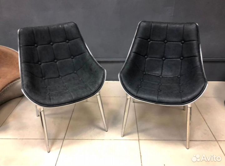 Стул кожаный