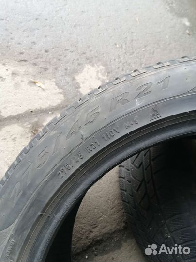 Pirelli Scorpion Winter 275/45 R21