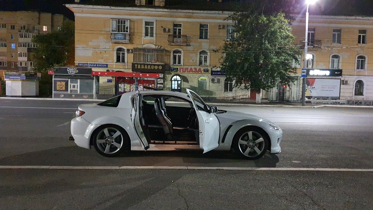 Mazda RX-8: фото владельца