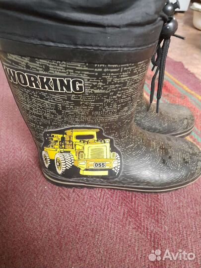 Резиновые сапоги