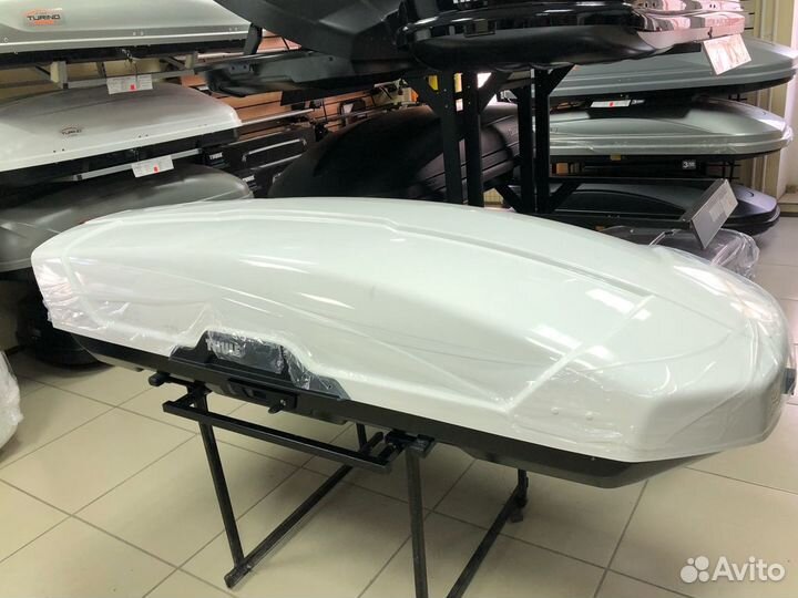 Автобокс багажник на крышу Toyota Land Cruiser 200