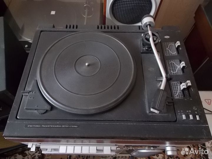 Проигрыватели винила Юность, VEF, Радиотехника