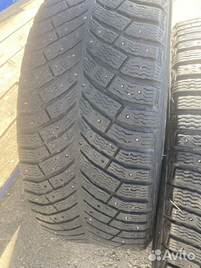 Michelin X-Ice North 4 245/45 R19 102H