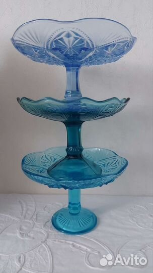 Вазы цветное стекло на ножке