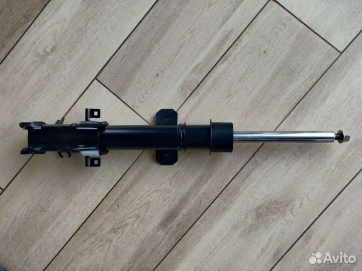 Амортизаторы Sachs 318235 и 318234