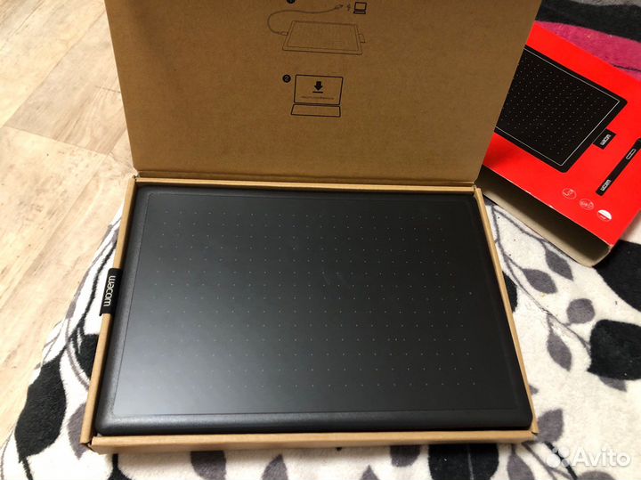 Графический планшет one by wacom