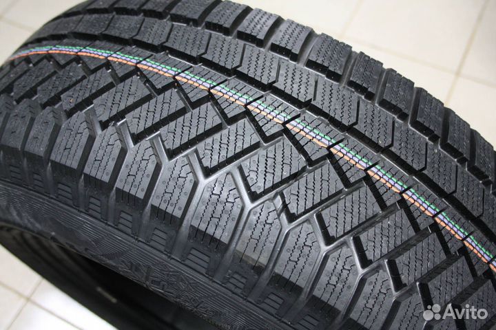 Gislaved Soft Frost 200 235/65 R17 108T