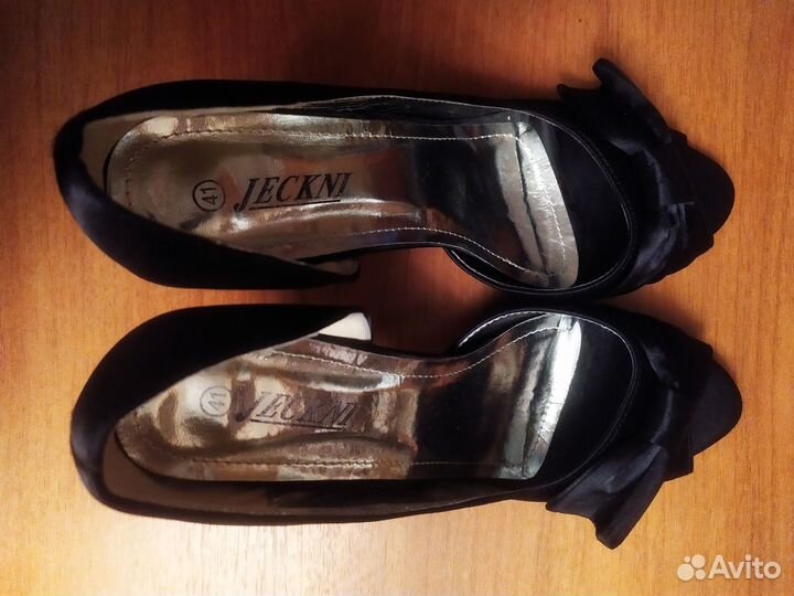 Обувь женская туфли