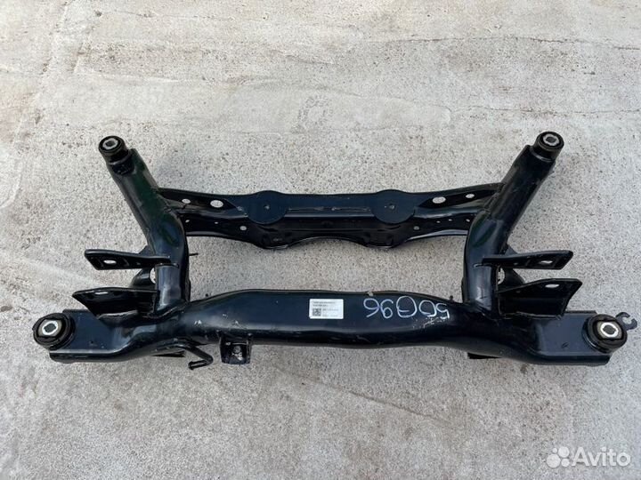 Подрамник задний Volkswagen Tiguan