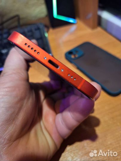 Телефон iPhone 12 128GB